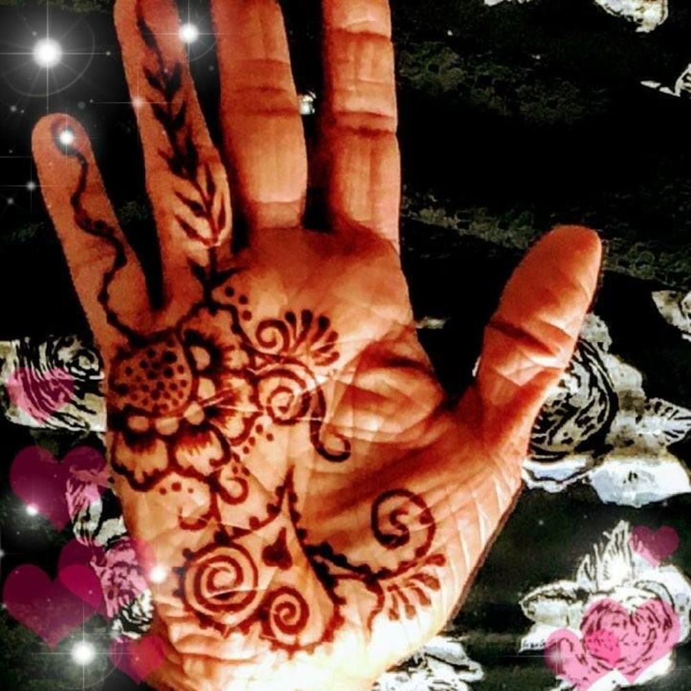 Meet your Posher, Laura